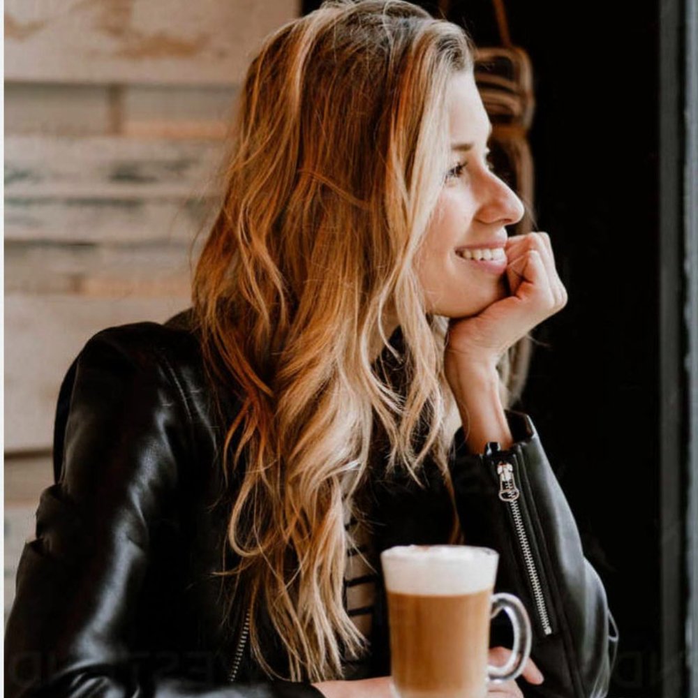 Meet your Posher, Elle